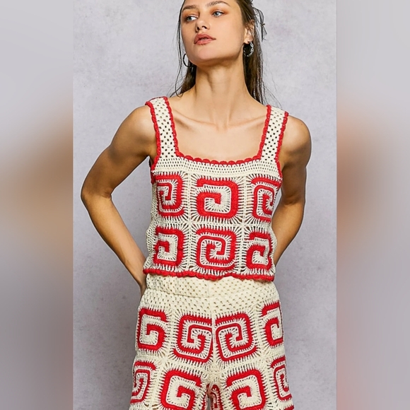 #1136 POL Red Maze Crochet Set - Picture 3 of 12